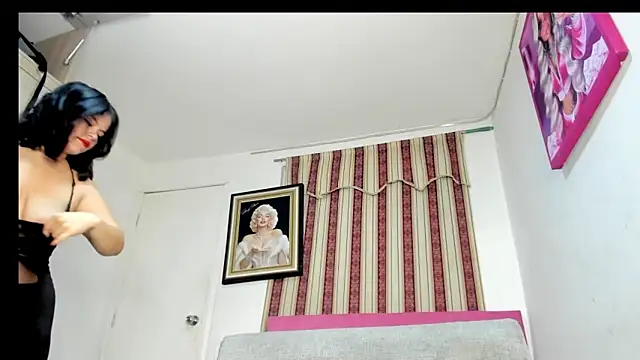 alahia66 online show from 04/08/26, 12:39