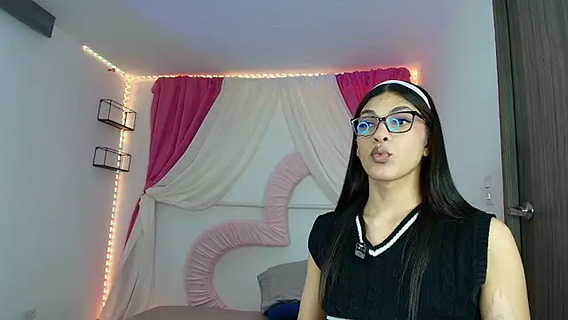 Arimoonn online show from 04/22/26, 12:28