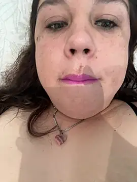 Rheetnena1 online show from 01/13/26, 01:37