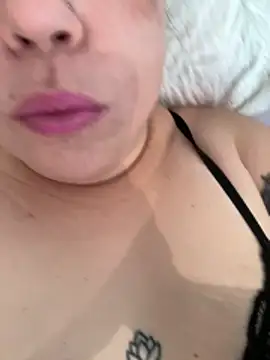 Rheetnena1 online show from 03/21/26, 02:43