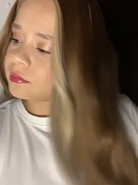 Abbyfisher22  online show from 04/12/26, 11:41