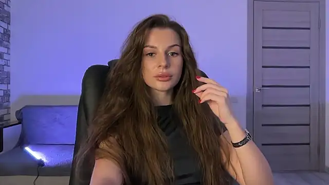 karinamoonss online show from 11/26/25, 01:44