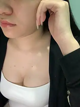 May2k2 online show from 11/06/25, 03:10