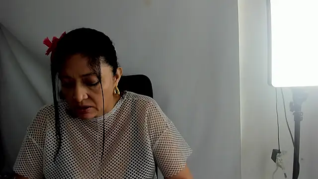 tatis sofia online show from 02/04/26, 01:28