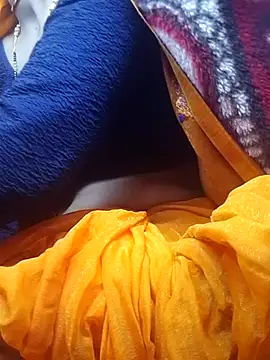 janvi sharma87 online show from 12/18/25, 07:29