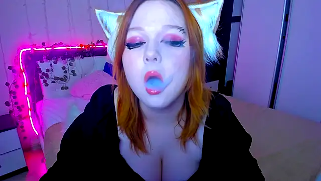 Snapshot of Lovly_Vixen chatting on 11/29/25, 07:25 Lovly Vixen online show from 11/29/25, 07:25