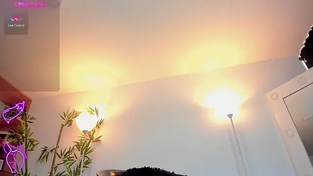JessicaPratt online show from 10/09/25, 09:15