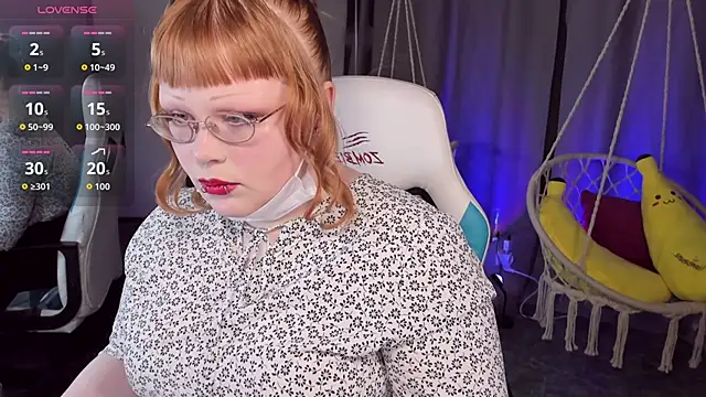 LottieReed online show from 02/19/26, 06:16