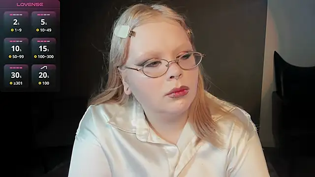 LottieReed online show from 05/22/26, 07:06