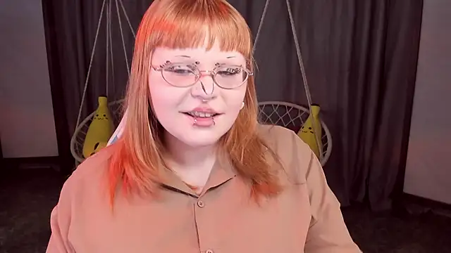 LottieReed online show from 03/12/26, 05:17