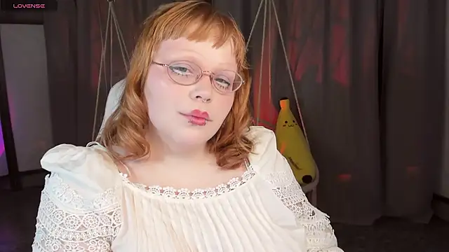 LottieReed online show from 02/12/26, 06:18