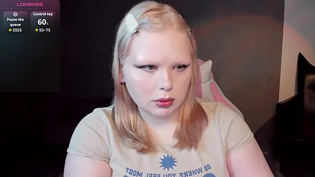 LottieReed online show from 05/21/26, 08:12
