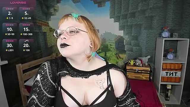 LottieReed online show from 10/30/25, 04:48