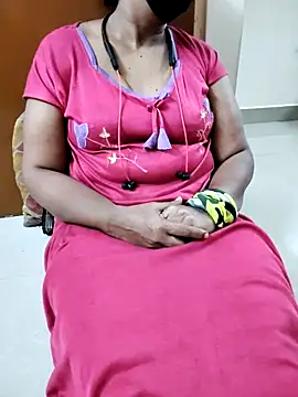 tamilammu1431 online show from 04/12/26, 04:10