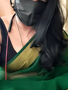 Snapshot of tamilammu1431 chatting on 07/13/26, 05:29 tamilammu1431 online show from 07/13/26, 05:29