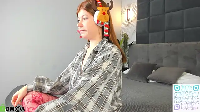 Nika Jonson online show from 12/22/25, 08:03