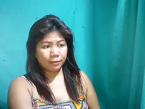 Snapshot of lady_pam2025 chatting on 06/10/26, 02:35 lady pam2025 online show from 06/10/26, 02:35
