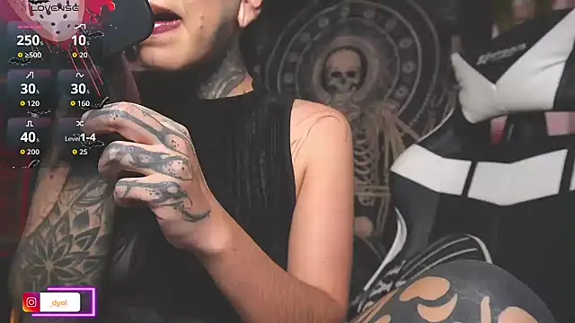 Dalia Vorhees online show from 11/20/25, 01:50