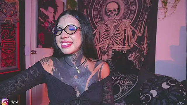 Snapshot of Dalia_Vorhees chatting on 02/12/26, 01:49 Dalia Vorhees online show from 02/12/26, 01:49