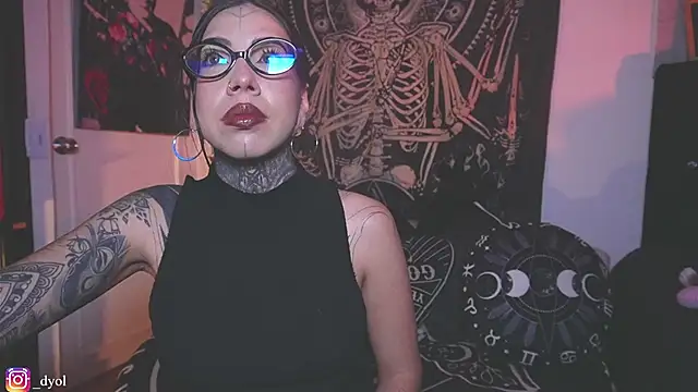 Snapshot of Dalia_Vorhees chatting on 01/17/26, 02:04 Dalia Vorhees online show from 01/17/26, 02:04