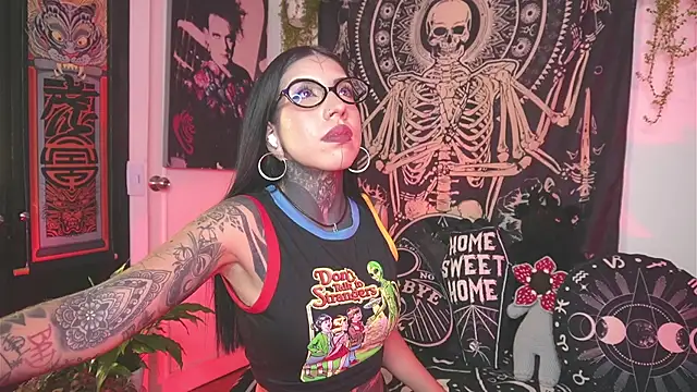 Dalia Vorhees online show from 05/11/26, 01:29