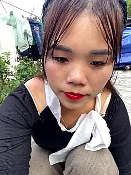 nachi-baby online show from 11/21/25, 08:02