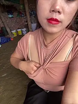 nachi-baby online show from 11/10/25, 08:19