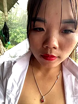 nachi-baby online show from 11/08/25, 01:09