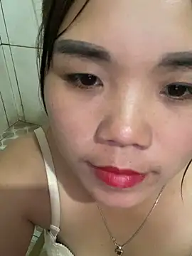 nachi-baby online show from 11/12/25, 10:41