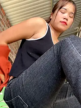 nachi-baby online show from 10/30/25, 06:01