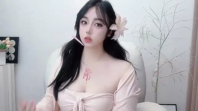 Love-hanzaizai718 online show from 12/20/25, 03:37