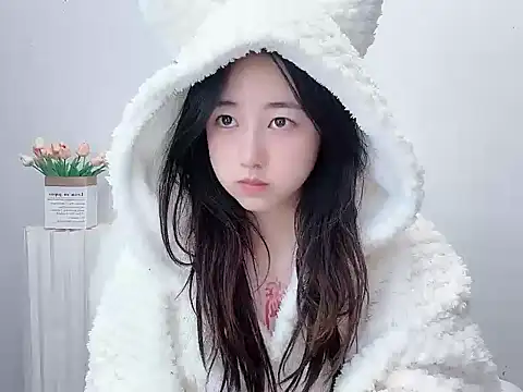 Love-hanzaizai718 online show from 10/27/25, 04:52