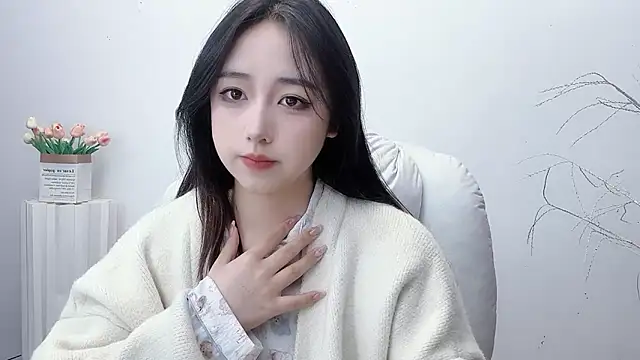 Love-hanzaizai718 online show from 10/28/25, 12:48