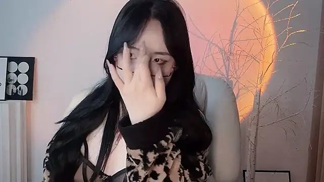 Love-hanzaizai718 online show from 11/13/25, 07:51