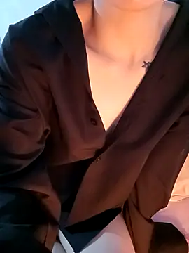 Cherry Le02 online show from 11/05/25, 03:42