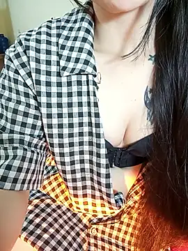 Cherry Le02 online show from 11/13/25, 04:33