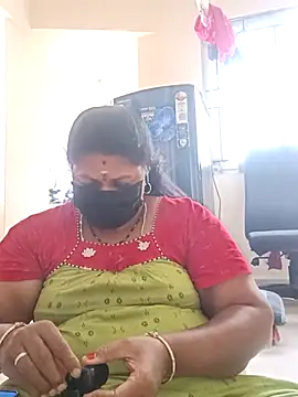 sreemamitha9 online show from 04/24/26, 08:05