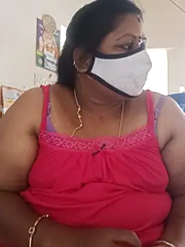 sreemamitha9 online show from 04/28/26, 07:13
