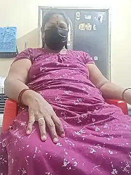 sreemamitha9 online show from 12/02/25, 01:24