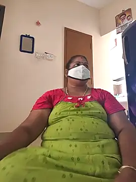 sreemamitha9 online show from 05/13/26, 10:11