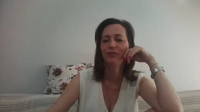 Snapshot of ArianaStarr chatting on 05/11/26, 06:48 ArianaStarr online show from 05/11/26, 06:48