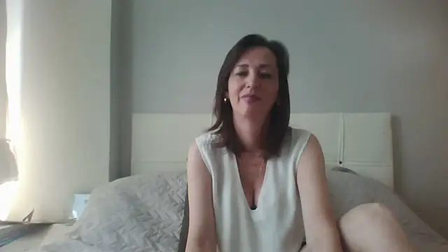 Snapshot of ArianaStarr chatting on 05/15/26, 06:55 ArianaStarr online show from 05/15/26, 06:55
