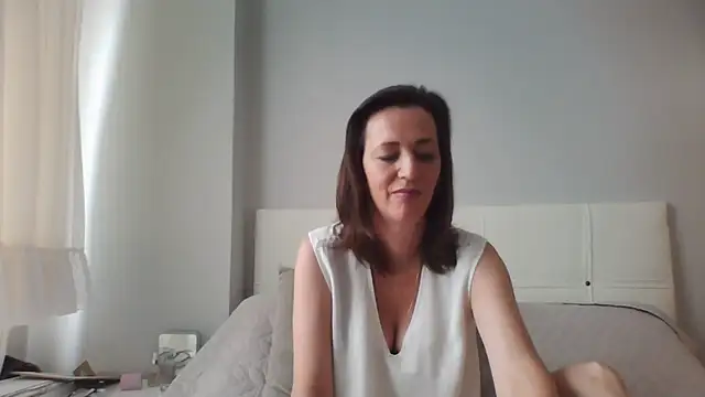 Snapshot of ArianaStarr chatting on 06/12/26, 05:49 ArianaStarr online show from 06/12/26, 05:49