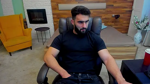 Snapshot of MicahLane chatting on 11/14/25, 05:33 MicahLane online show from 11/14/25, 05:33