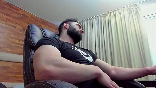 Snapshot of MicahLane chatting on 01/13/26, 07:34 MicahLane online show from 01/13/26, 07:34