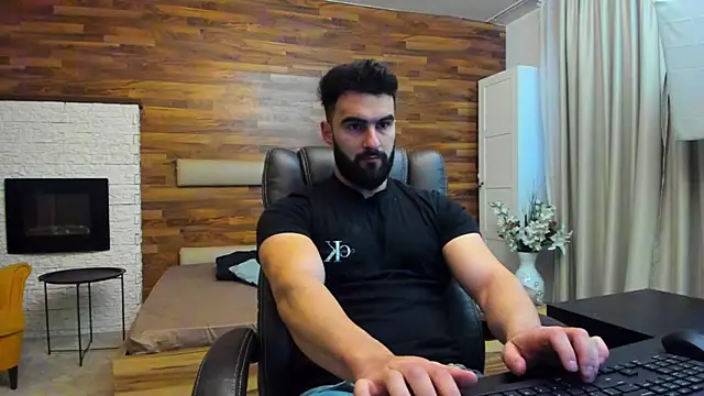 Snapshot of MicahLane chatting on 11/28/25, 06:02 MicahLane online show from 11/28/25, 06:02