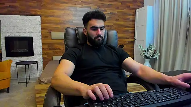 Snapshot of MicahLane chatting on 11/27/25, 05:41 MicahLane online show from 11/27/25, 05:41