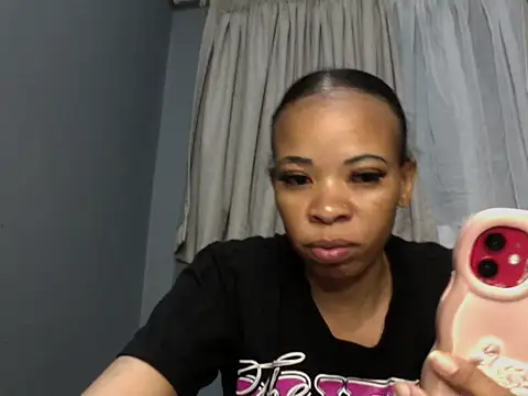 CandySlender18 online show from 10/29/25, 05:12