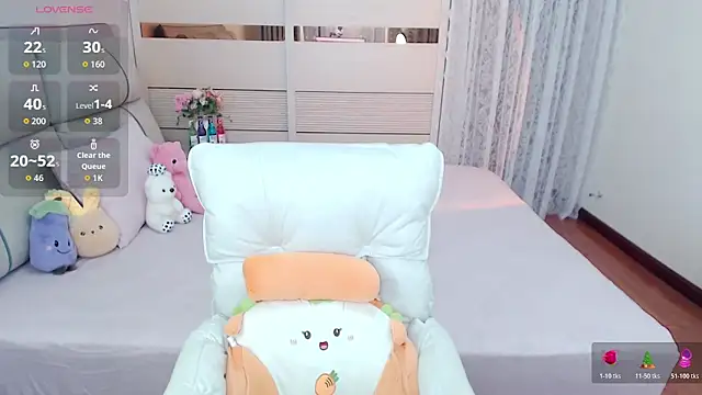 Xiaodie-baby online show from 12/23/25, 02:33