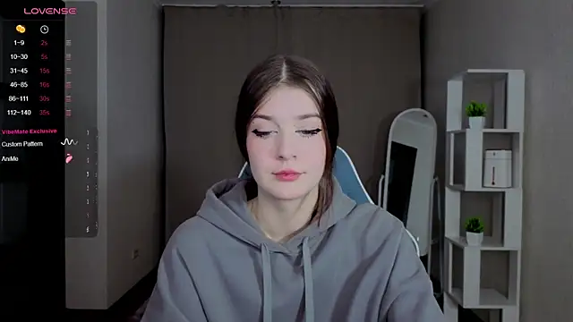 Ksarina online show from 11/14/25, 12:31